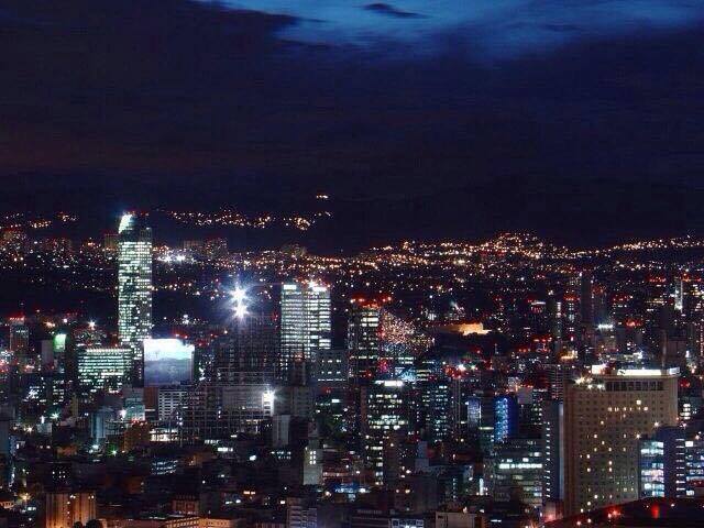 Luz artificial nocturna en la Ciudad de México
